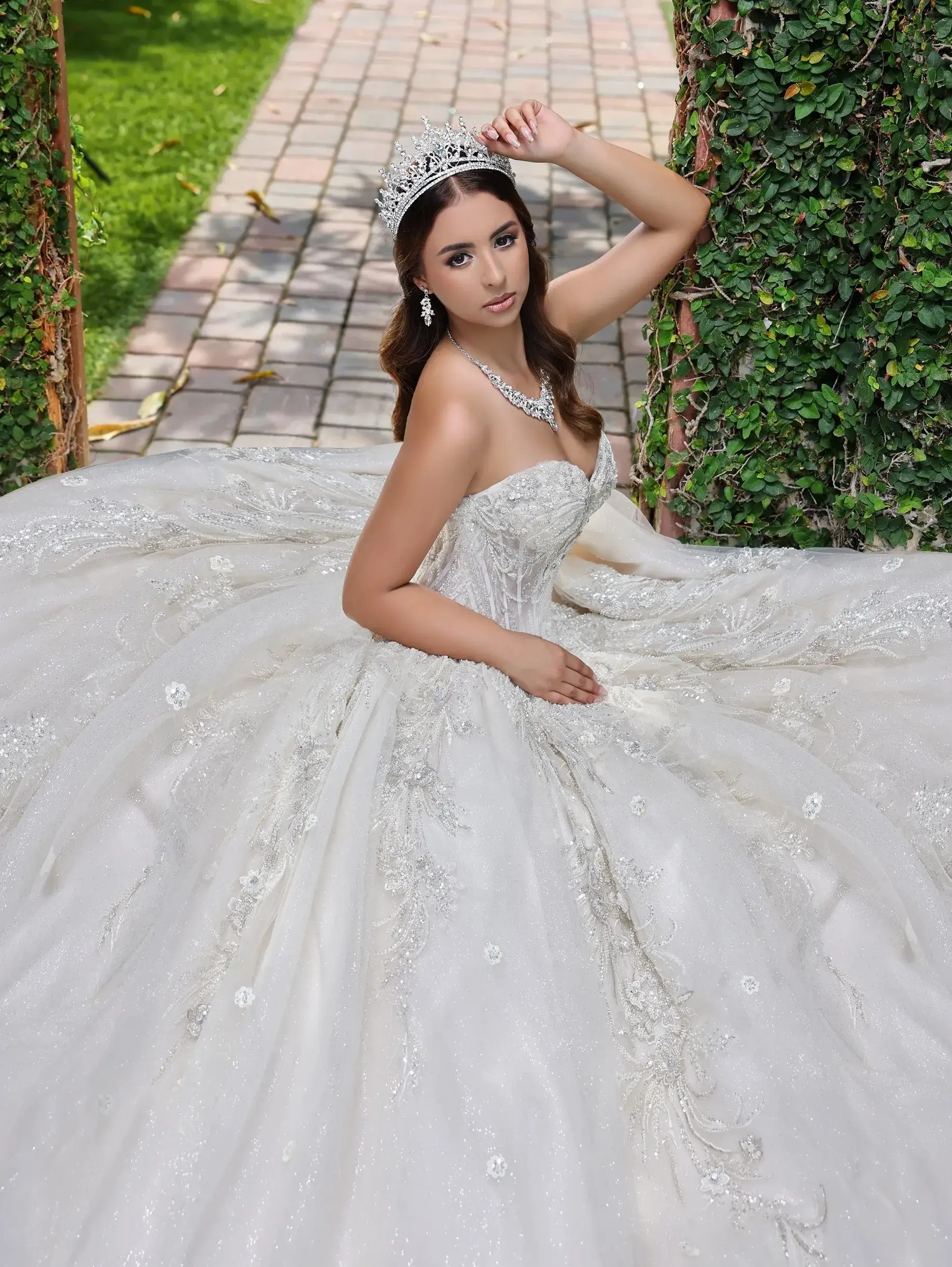 Matching Your Décor to Your Dress: Tips for a Picture-Perfect Quinceañera Image