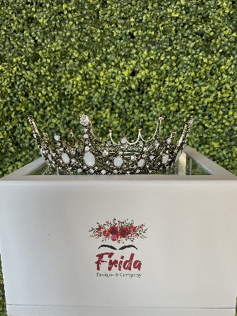Frida Designs & Company Style #9006 #0 default Black/White thumbnail